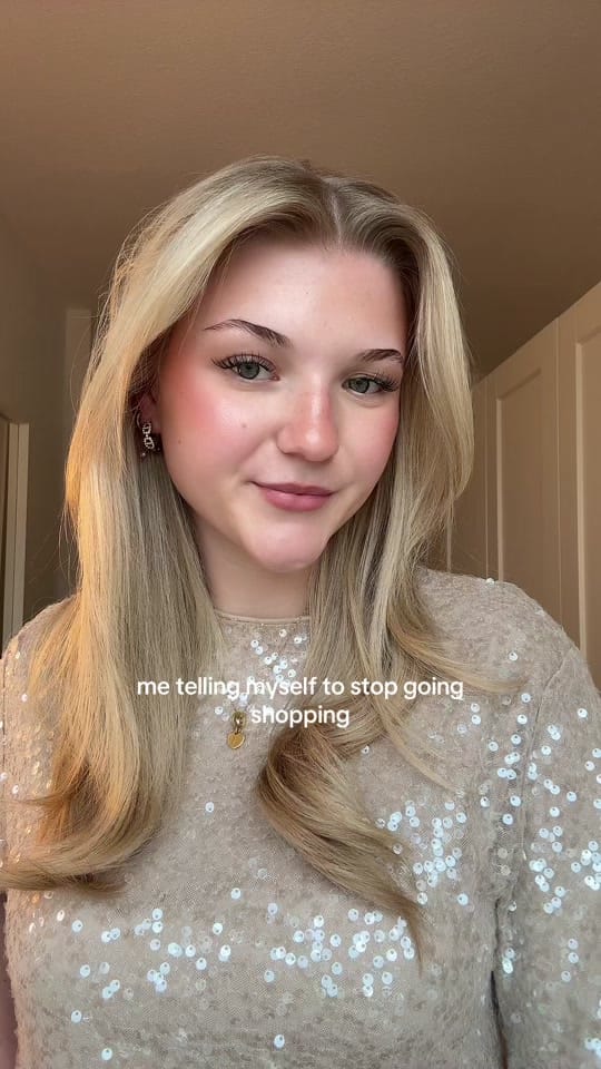 Post 3 by 𝐀𝐌𝐘🌟 on TikTok (video)