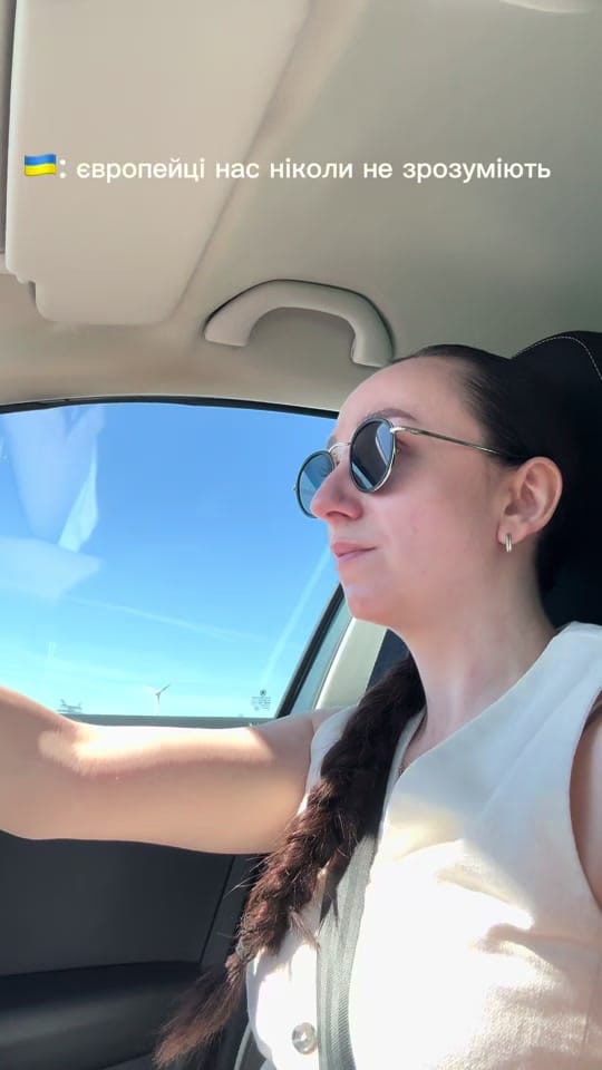 Post 4 by Anna.creates.evt on TikTok (video)