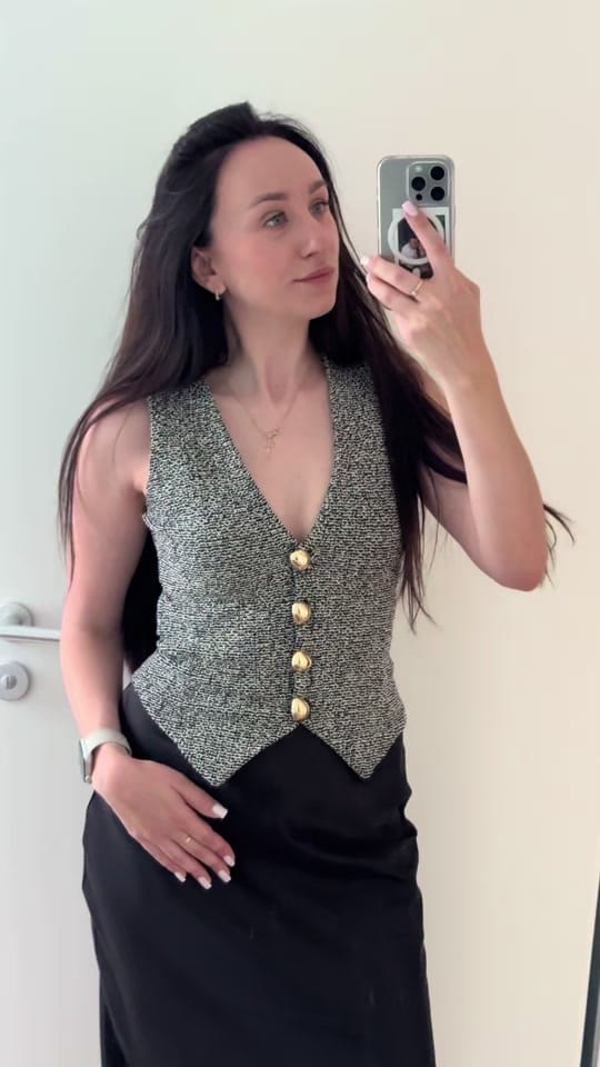 Post 1 by Anna.creates.evt on TikTok (video)