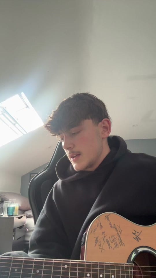 Post 6 by max.wmusic on TikTok (video)