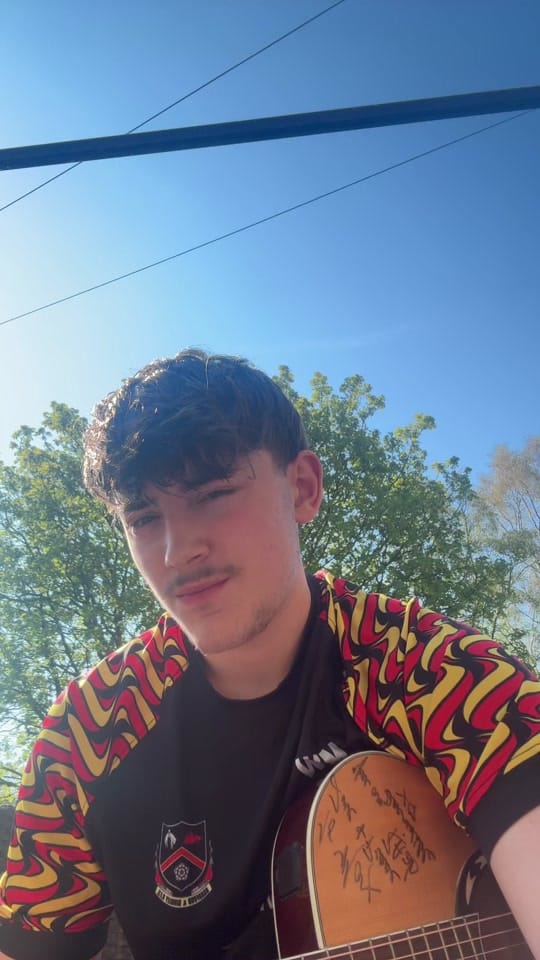 Post 2 by max.wmusic on TikTok (video)