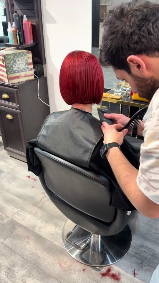 Post 2 by 💇🏻‍♀️Coiffeur_mamo💇🏻 on TikTok (video)