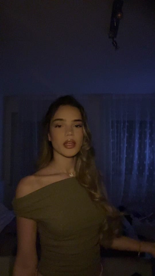Post 6 by Φωτεινή🥥 on TikTok (video)