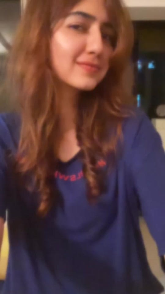 Post 4 by Akanksha Bhandari on TikTok (video)