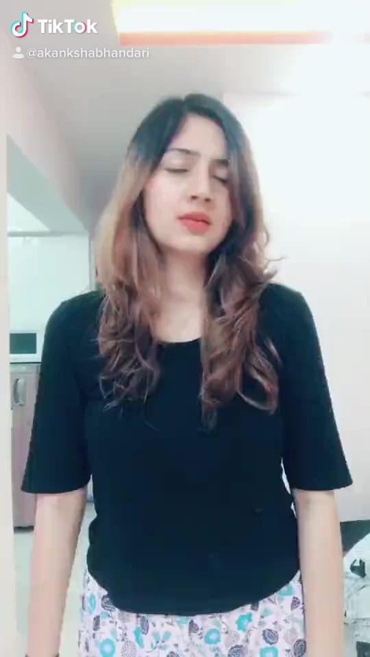 Post 8 by Akanksha Bhandari on TikTok (video)