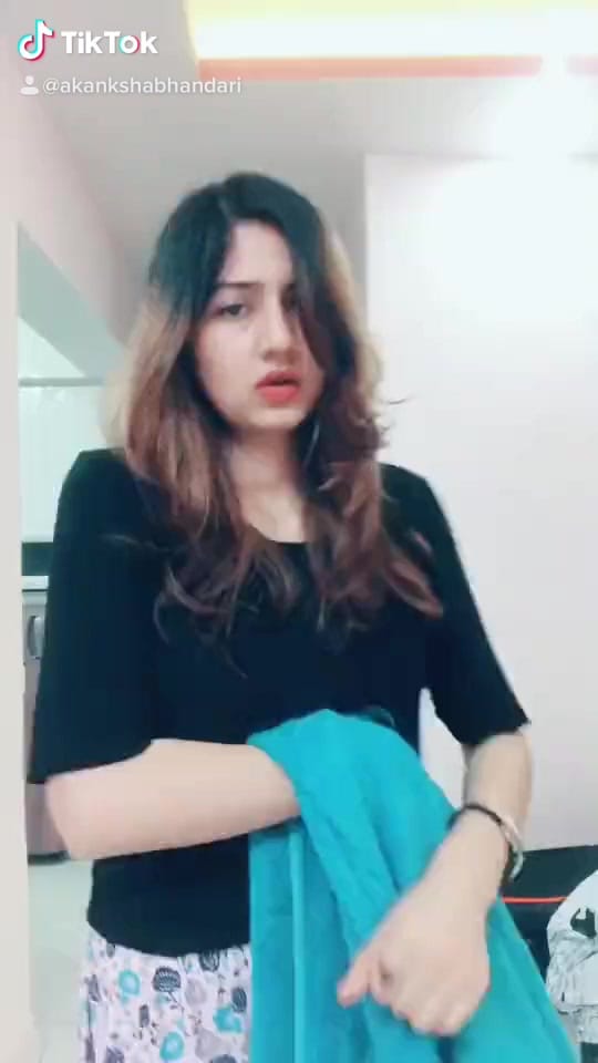 Post 7 by Akanksha Bhandari on TikTok (video)