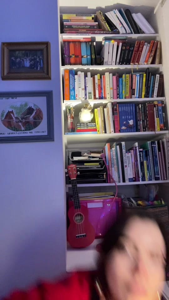 Post 3 by Dr Josie Peters on TikTok (video)
