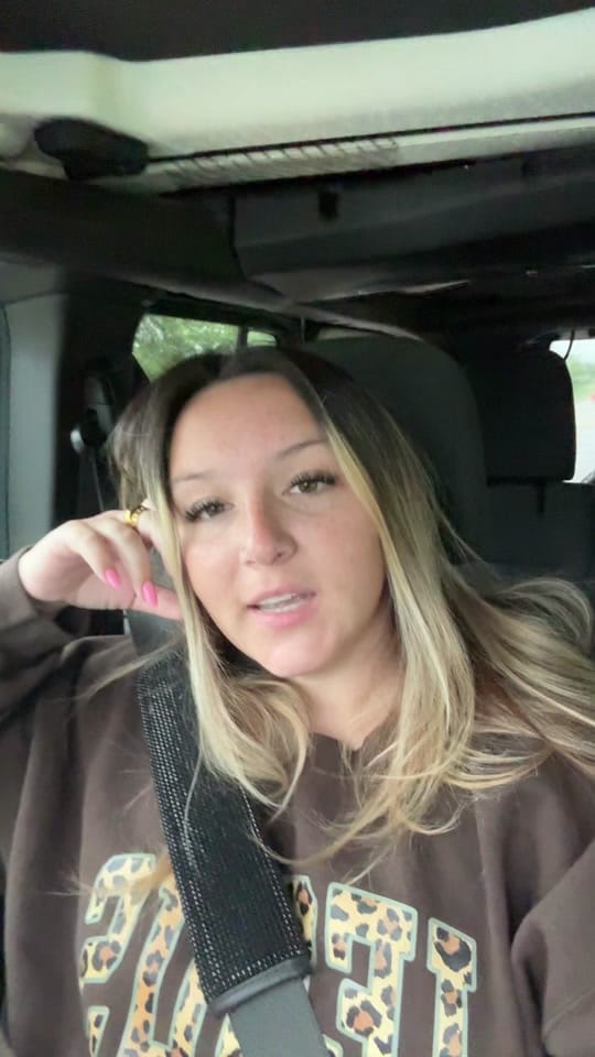 Post 1 by Emalee Alzate on TikTok (video)