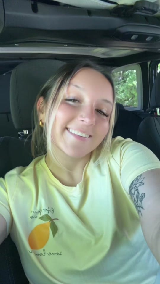 Post 8 by Emalee Alzate on TikTok (video)