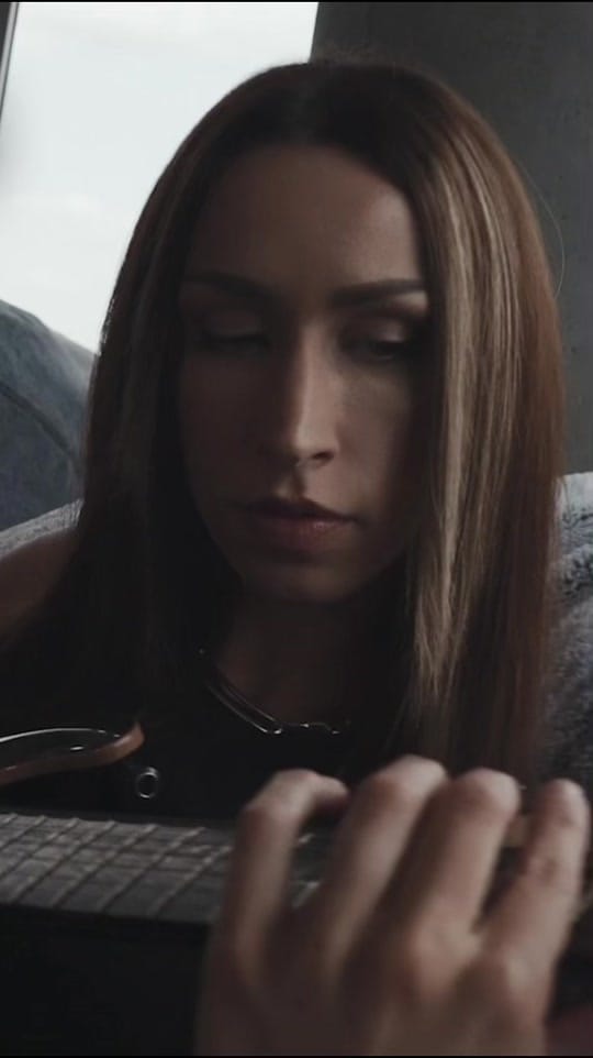 Post 2 by Jonni on TikTok (video)