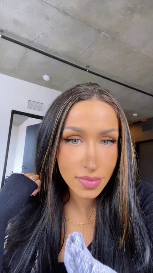 Post 9 by Jonni on TikTok (video)
