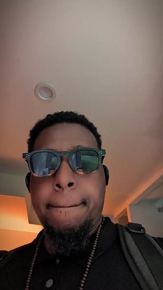 Post 8 by It's Quis on TikTok (video)