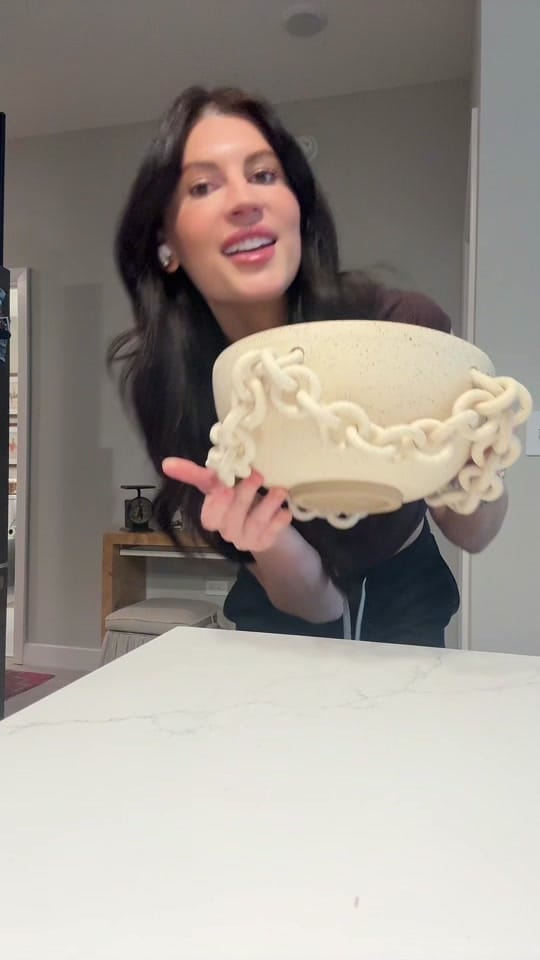 Post 10 by Caroline Greene on TikTok (video)