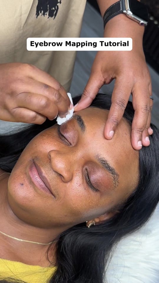 Post 7 by Brow +Lash Artist in Ikeja on TikTok (video)