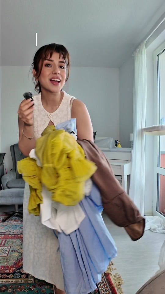 Post 9 by hivavibes on TikTok (video)