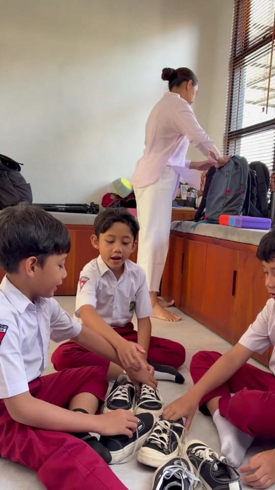 Post 3 by Mizela Lourensi on TikTok (video)