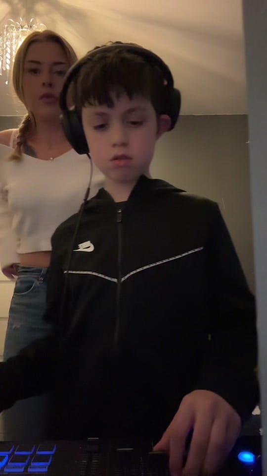 Post 10 by hollyswinburn on TikTok (video)