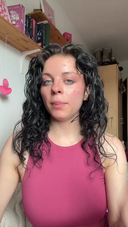 Post 10 by Layoola | Beauty and Music on TikTok (video)