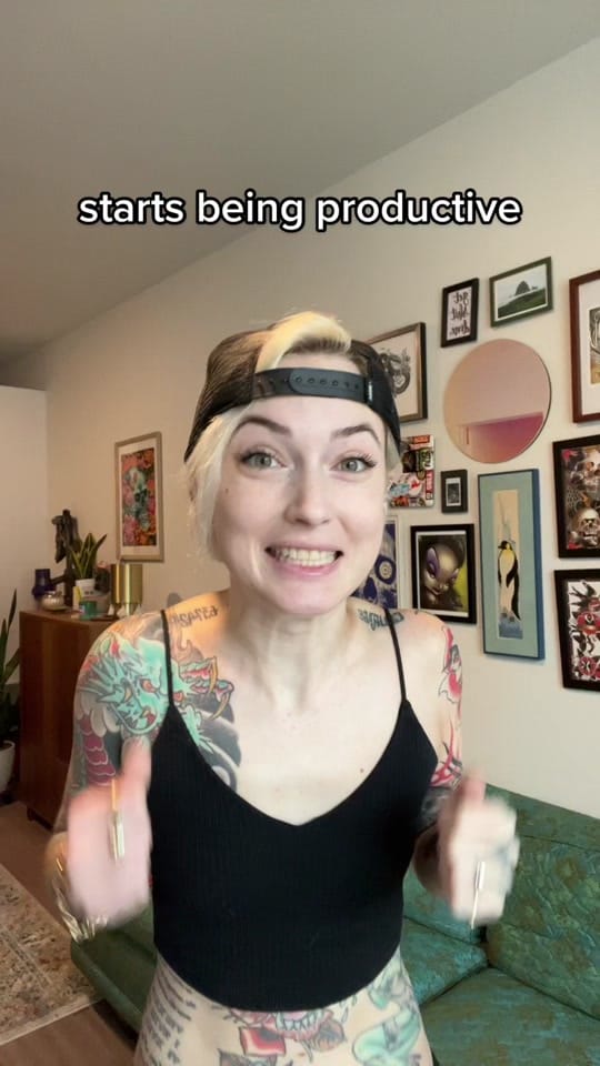 Post 4 by 𝙧 𝙖 𝙮   𝙘 𝙤 𝙧 𝙨 𝙤 𝙣 on TikTok (video)