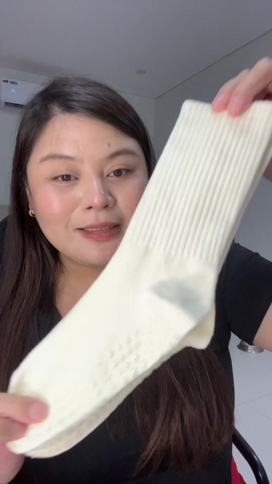 Post 7 by Lyka ⟡ on TikTok (video)