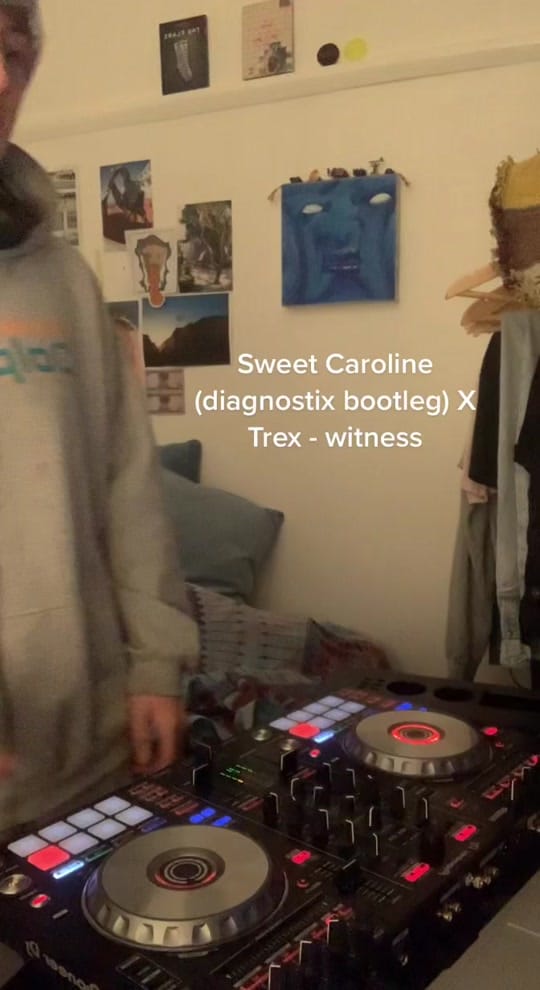 Post 1 by luke.the.dj on TikTok (video)