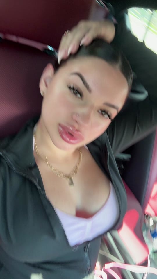 Post 1 by Joycee Santana on TikTok (video)