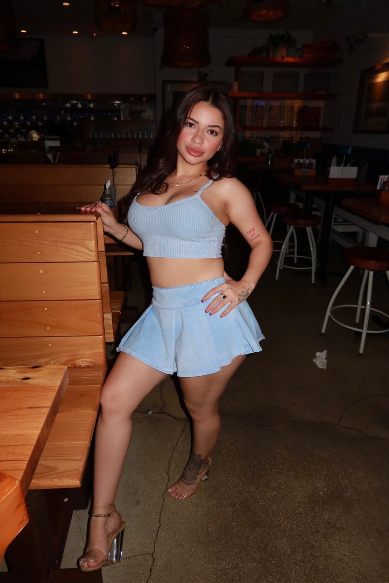 Post 2 by Joycee Santana on TikTok (video)