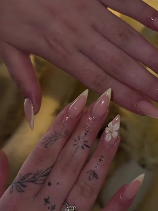 Post 6 by Gold Nails Beauty & Spa 🇩🇪 on TikTok (video)