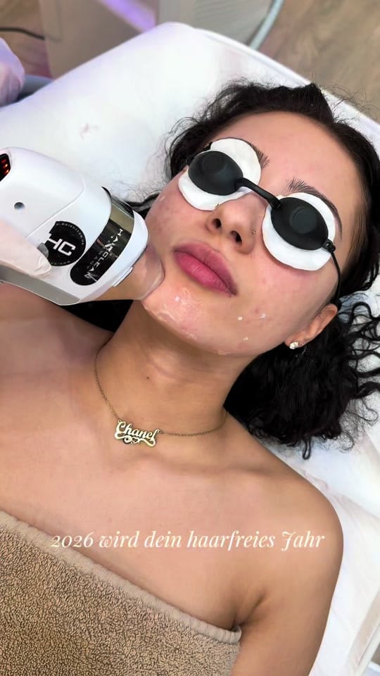 Post 1 by RAMARA Cosmetics on TikTok (video)