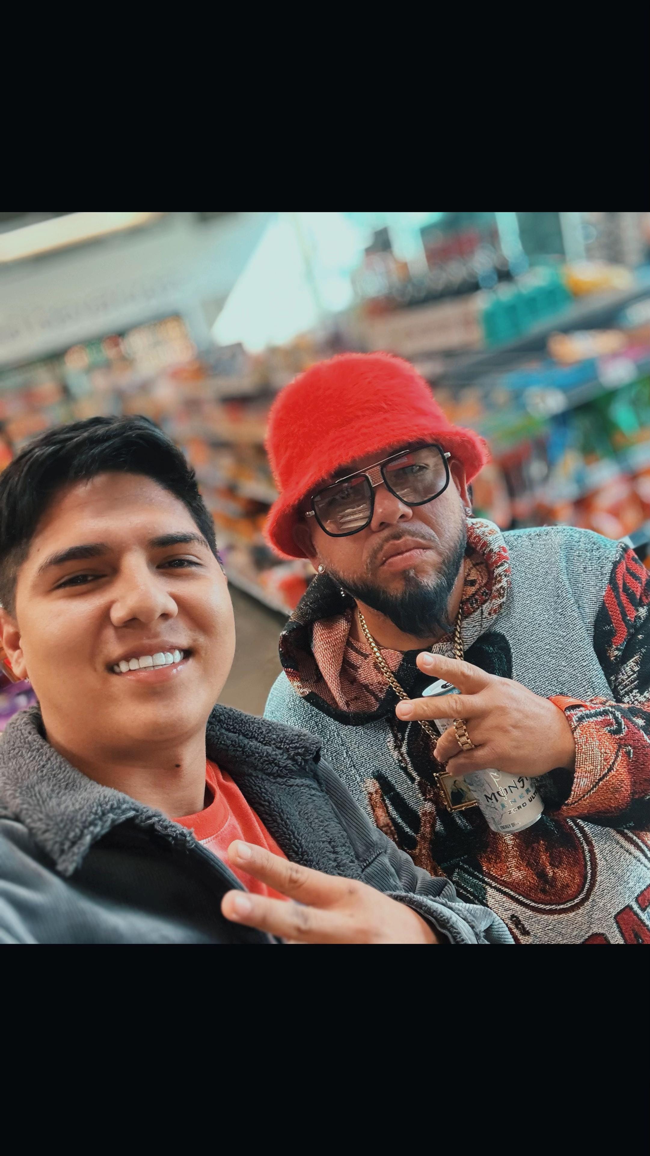 Post 4 by Rayo barber on TikTok (video)