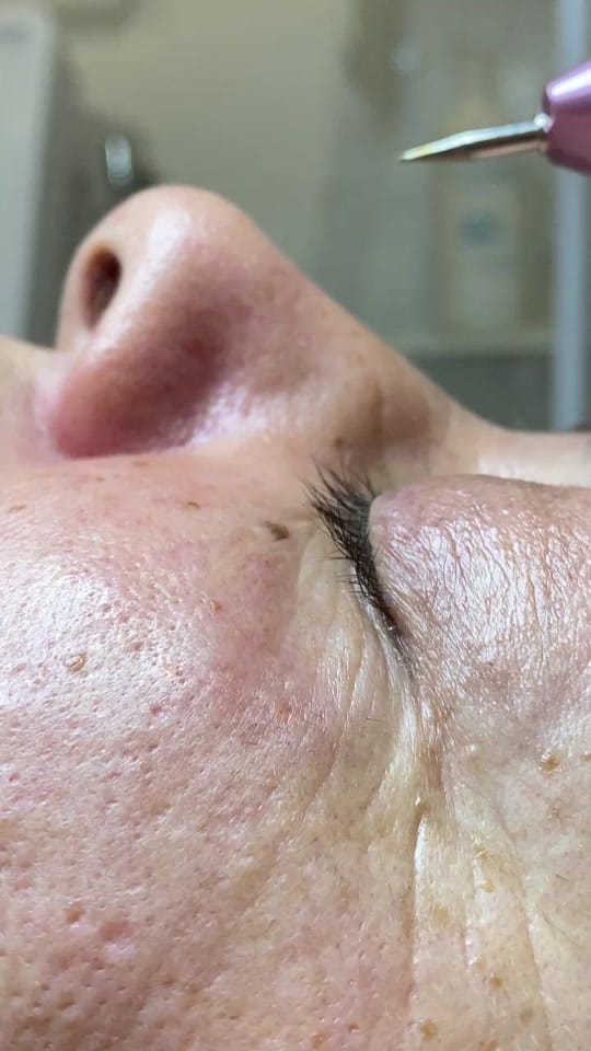 Post 10 by Feraysbeautybar on TikTok (video)