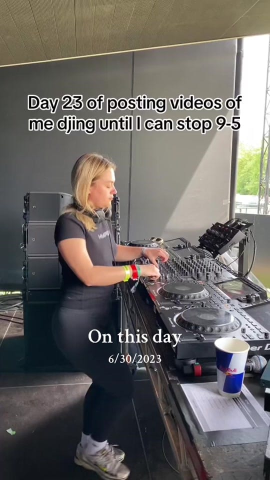 Post 10 by Beccs ⚡️ on TikTok (video)