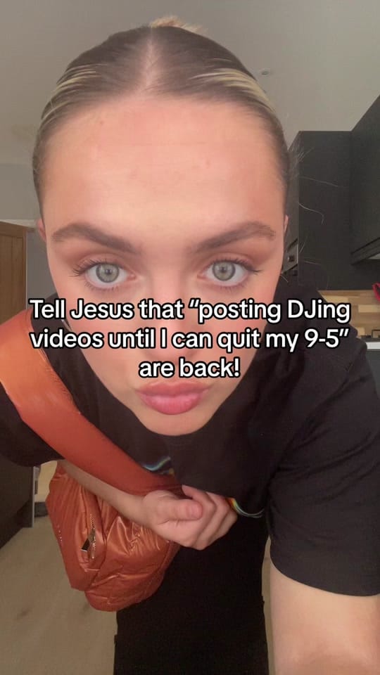 Post 9 by Beccs ⚡️ on TikTok (video)