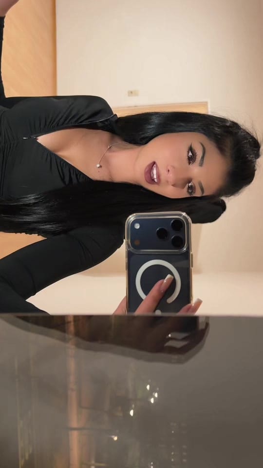 Post 6 by +381 on TikTok (video)