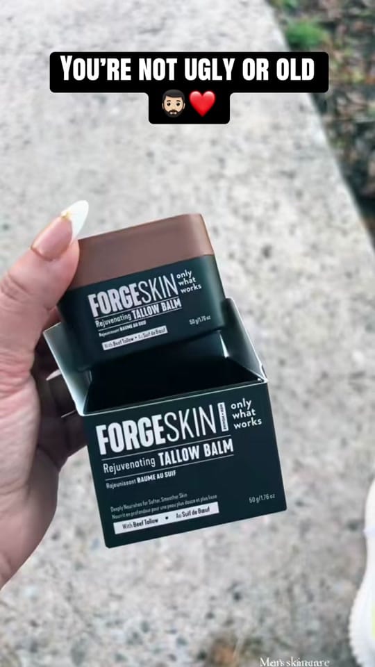 Post 4 by Kay’s Lip Lab on TikTok (video)