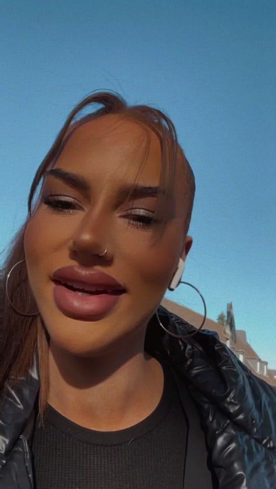 Post 10 by itsloriimarbella on TikTok (video)