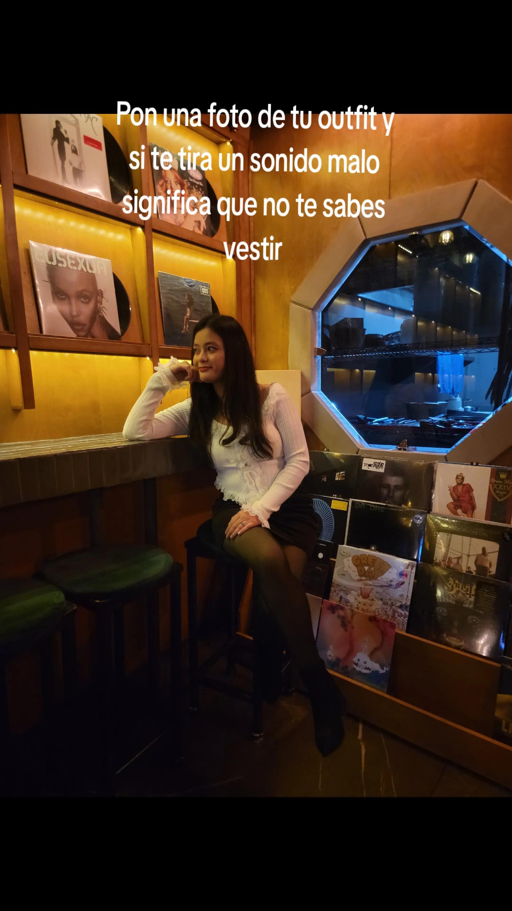 Post 4 by America Contreras on TikTok (video)