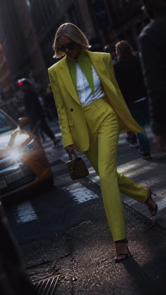 Post 4 by MOLOGOKO COUTURE🇺🇸🇺🇦 on TikTok (video)