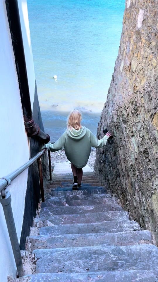 Post 2 by OllieSloan on TikTok (video)