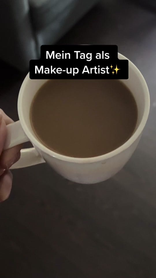 Post 10 by Nina | Make-up Artist on TikTok (video)