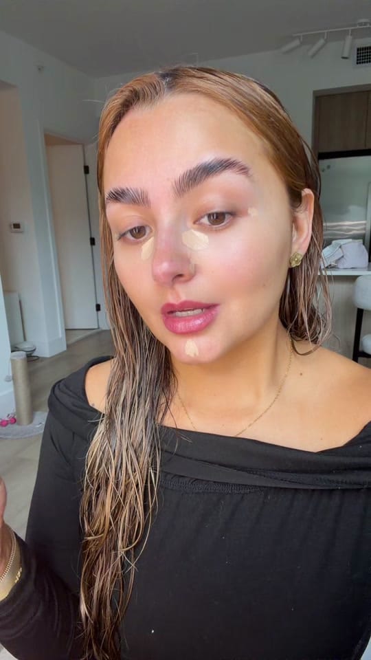 Post 4 by sofimakeup_ on TikTok (video)