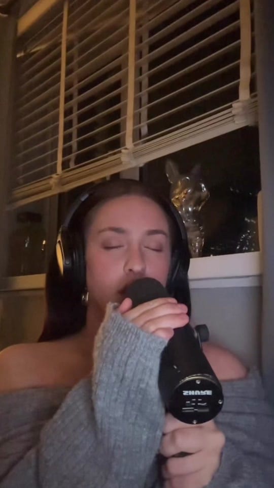 Post 8 by Bebe Jade on TikTok (video)