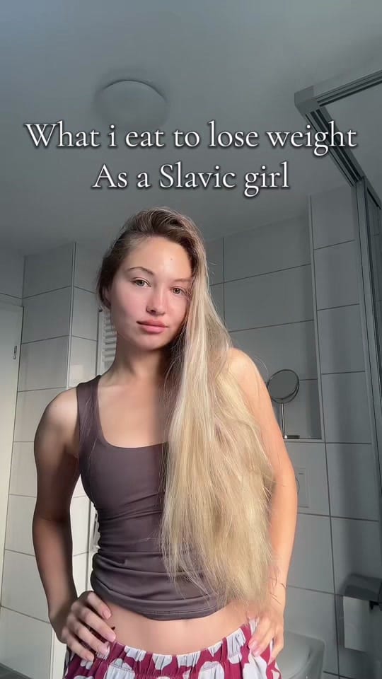 Post 10 by Sophia on TikTok (video)