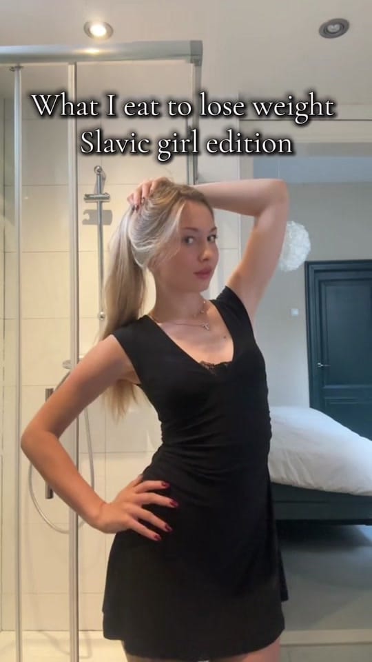 Post 1 by Sophia on TikTok (video)