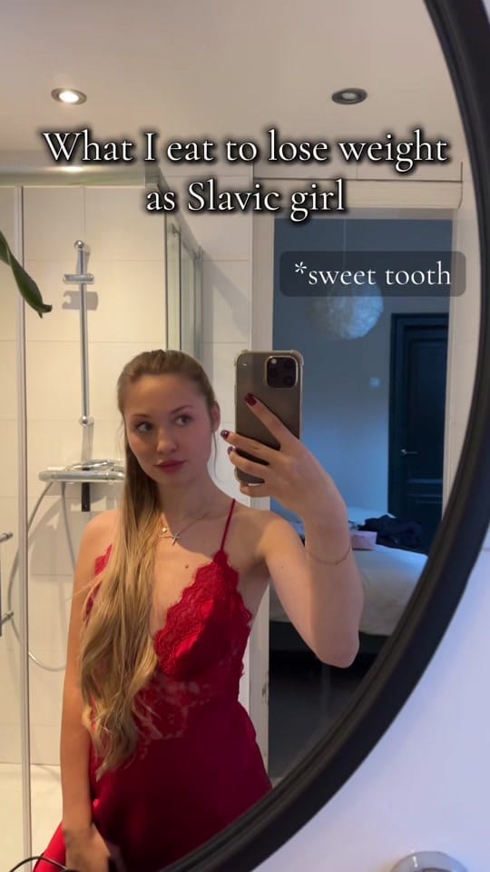 Post 4 by Sophia on TikTok (video)