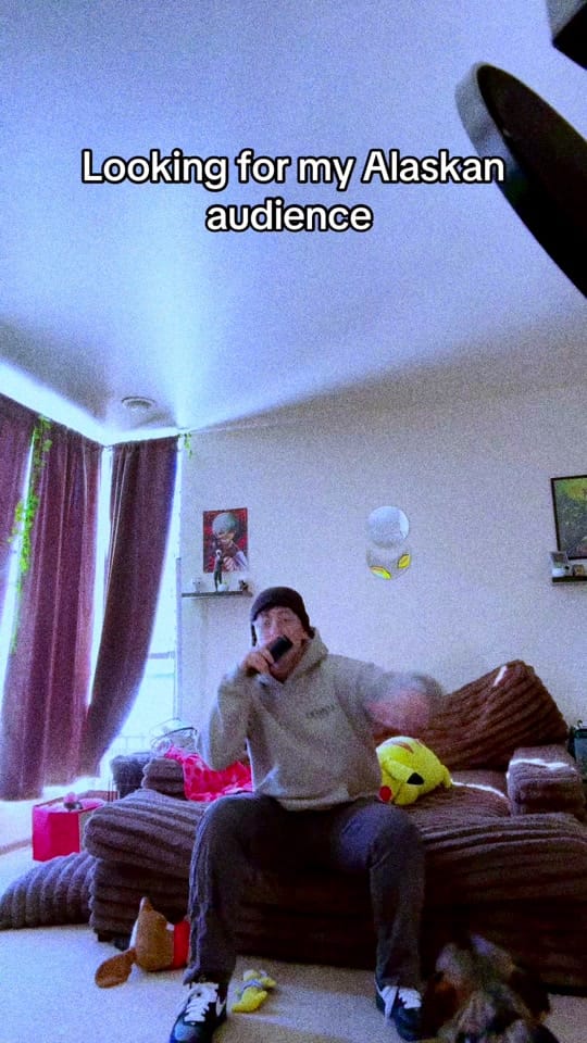 Post 5 by Stezi on TikTok (video)
