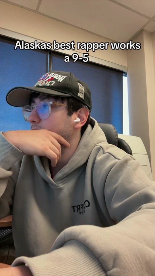 Post 10 by Stezi on TikTok (video)