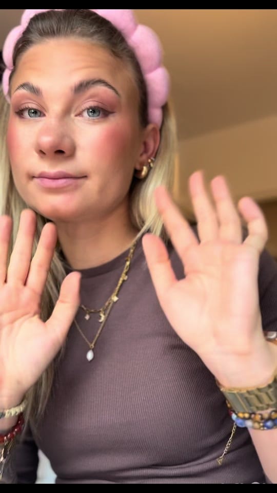 Post 9 by natalie.vnll ✨ on TikTok (video)