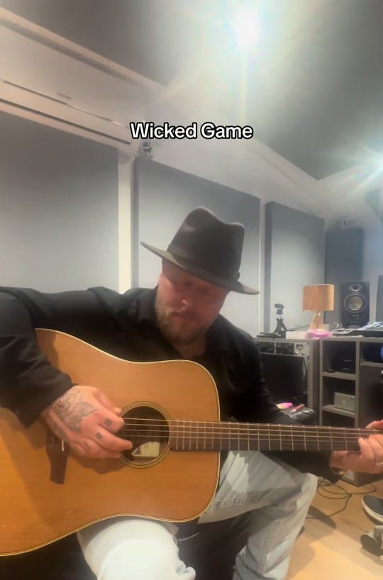 Post 2 by Joe Killington on TikTok (video)