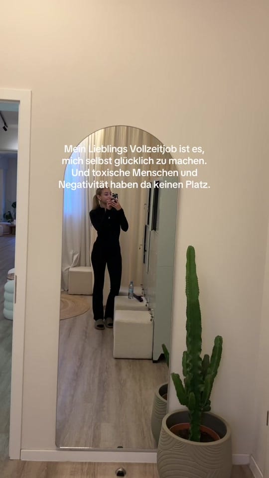 Post 9 by Leonie on TikTok (video)